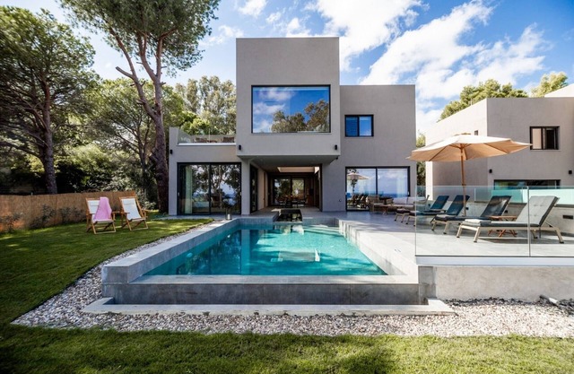 Villa in Zakynthos with Sea Views & Pool