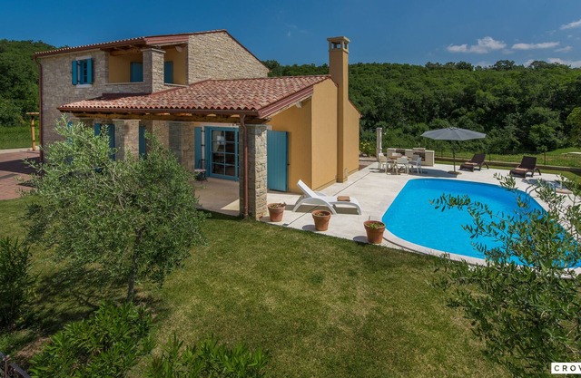 Villa Istra nearby Umag – Crovillas GmbH