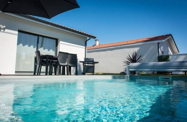 Villa La Sapotille 4 Tout Confort Avec Piscine Prés de Tout Commodité à Mimizan
