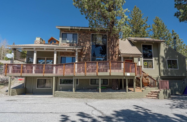 Villa Lago Home - Spacious 4 BD/5 BTH perfect for Families & Groups