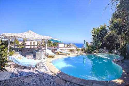 Villa le Mazet, Nice, piscine, vue mer, Promenade des Anglais, Baie des Anges