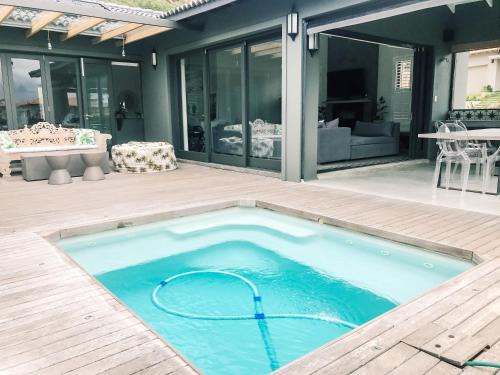 Villa Luciano - Pool, walk to Solar Beach