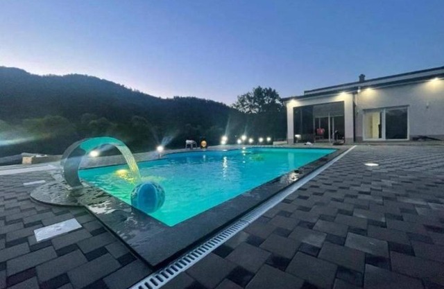 Villa Lux