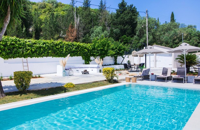 Villa Maison Mata with swimming pool