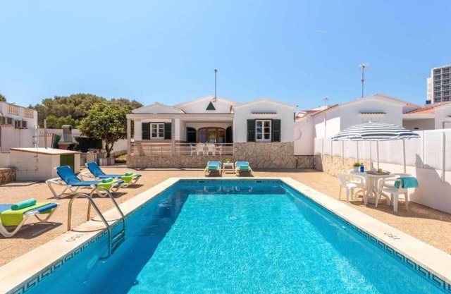 Villa Mar Azul - Three Bedroom Villa, Sleeps 6