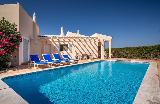 Villa Maren, quiet residential area, private pool