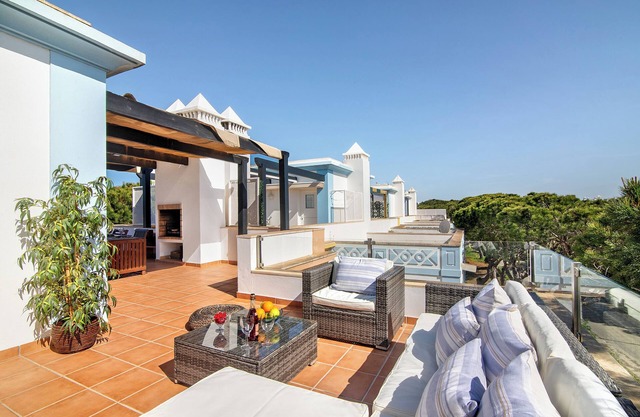 Villa “Mi Casa es tu Casa” near the Beach with Wi-Fi, A/C, Balcony & Garden