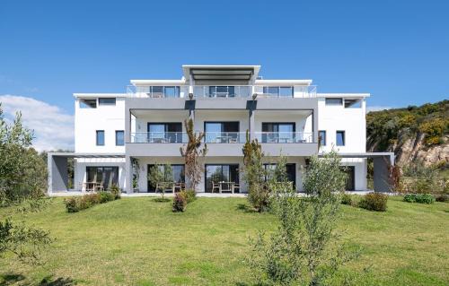 Villa Miranda Roshi
