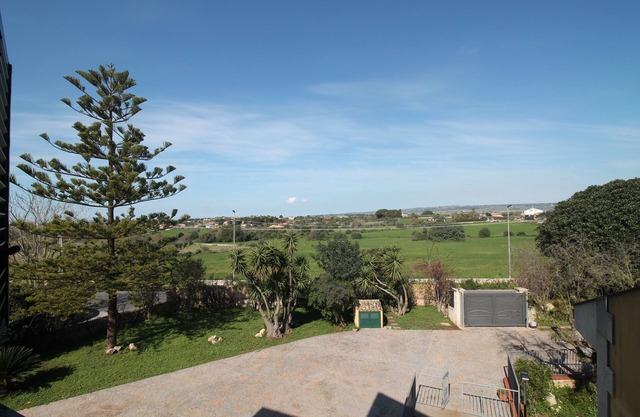 VILLA MODICA (SICILY: SUN - SEA - CULTURE)
