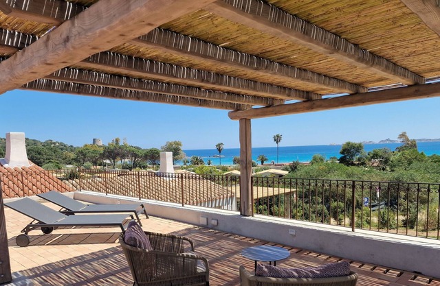 Villa Morisca - beautiful villa with large garden near to the beach