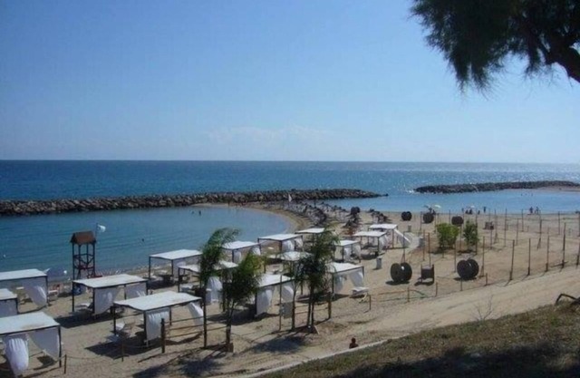 Villa Nazareth facing the sea Sandy beach