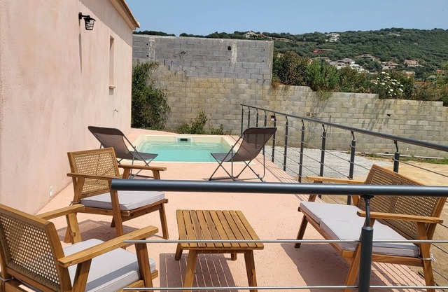 Villa Neuve Avec Piscine Capparone 1