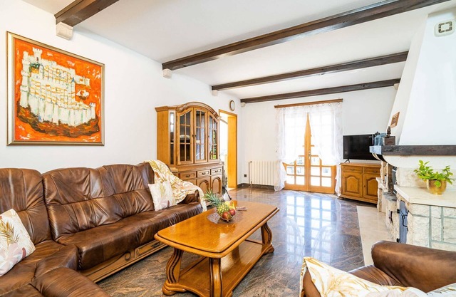 Villa Niko - Three bedroom villa with swimming pool