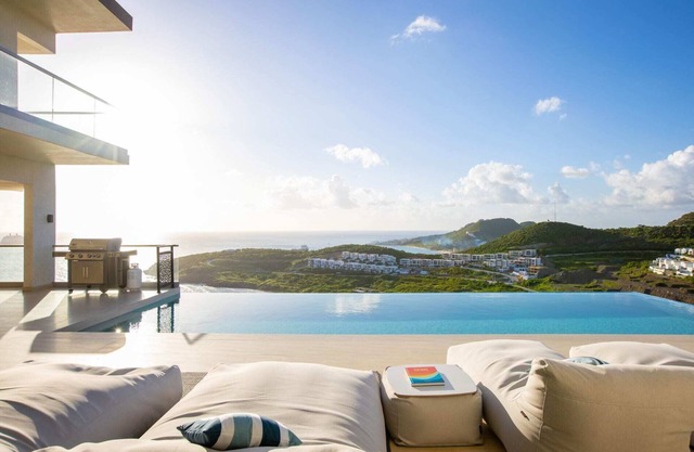 Villa Numa 6BR in Indigo Bay by Personal Villas - Stunning Luxury Living Space