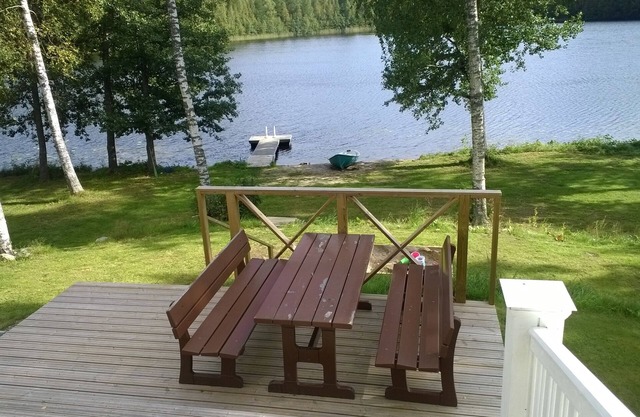 Villa on the beach, own boat and sauna. Quiet in Finland