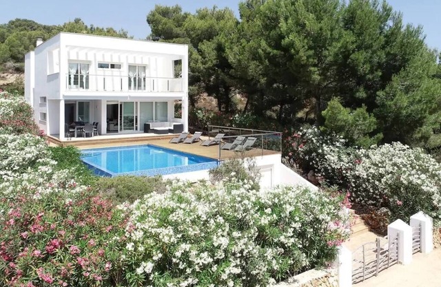 Villa Paraíso: Spectacular villa in Coves Noves