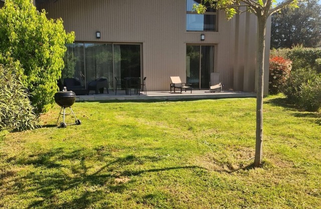 Villa Petru T5 Zanzimare Casa
