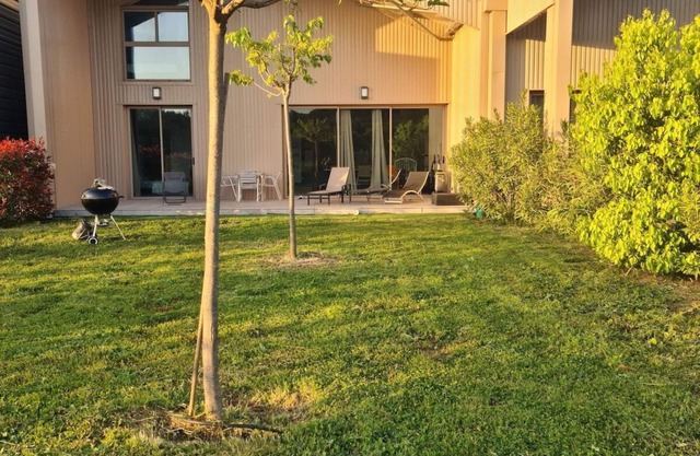 Villa Petru T5 Zanzimare Casa