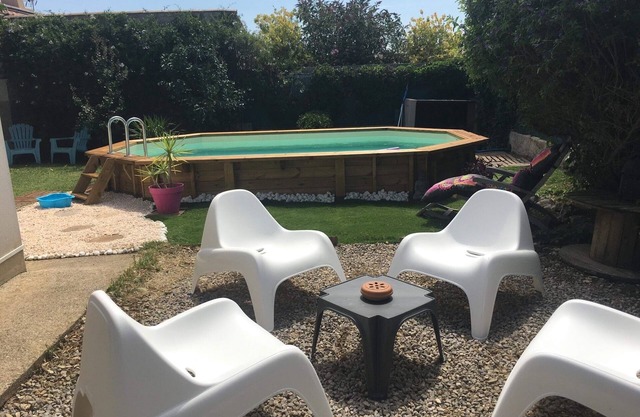 Villa pool near sea and mountains