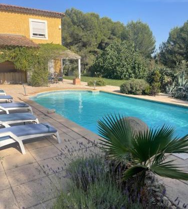 Villa provençale 8 personnes
