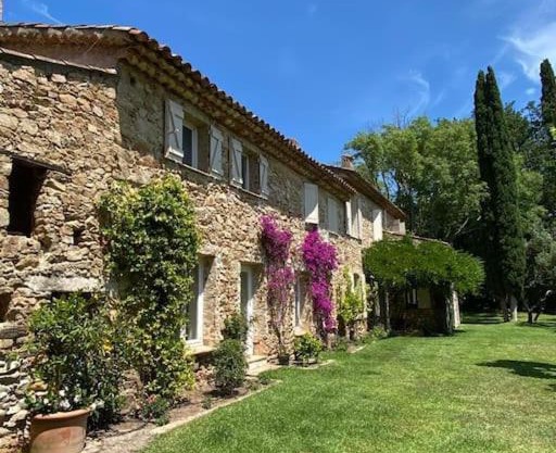 Villa provençale familiale avec piscine