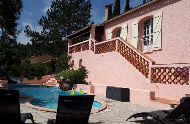 Villa Provençale private heated pool, 10 pers, games room, pétanque