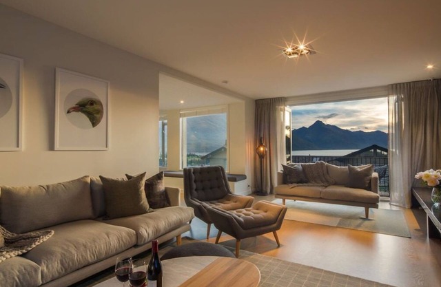 Villa Ranui Hot Tub Free Parking Lake Views
