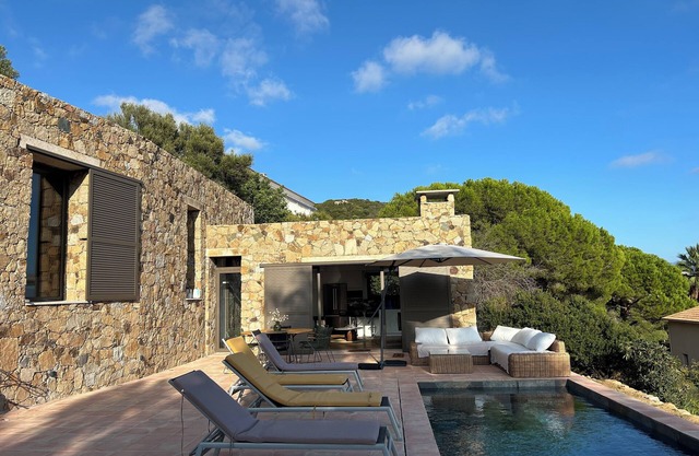 Villa Raphael, splendid view of the Sanguinaires with swimming pool 5 minutes from the beach