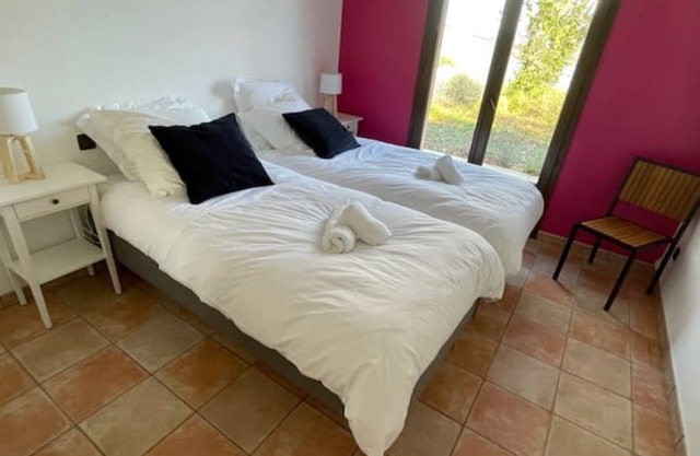 Villa Salagou lake view 3 bedrooms swimming pool 100m2