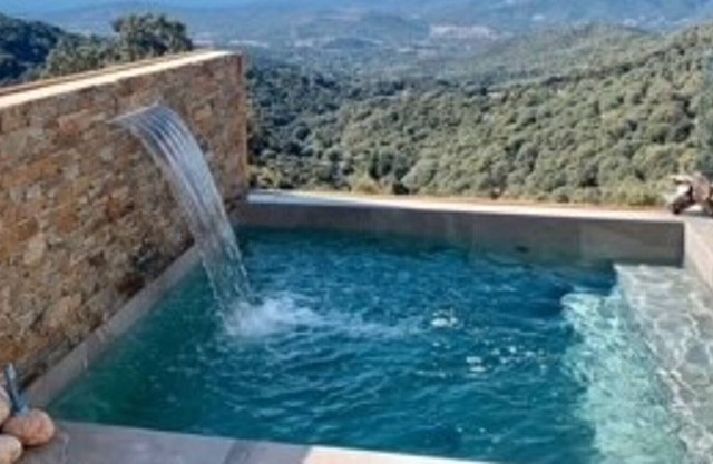 Villa Sollacaro, 4 bedrooms, 8 persons