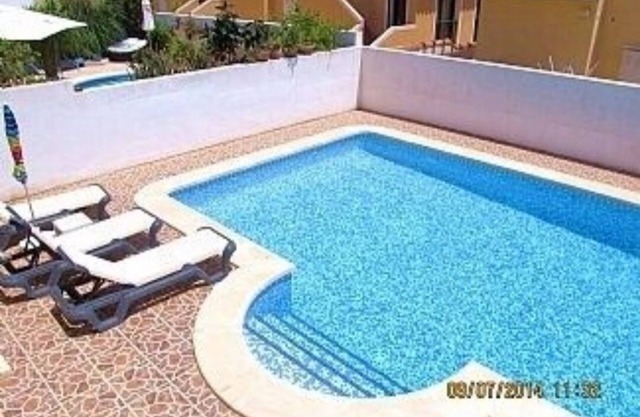 VILLA SUNRISE Detached Villa with Private Pool and Wi-Fi