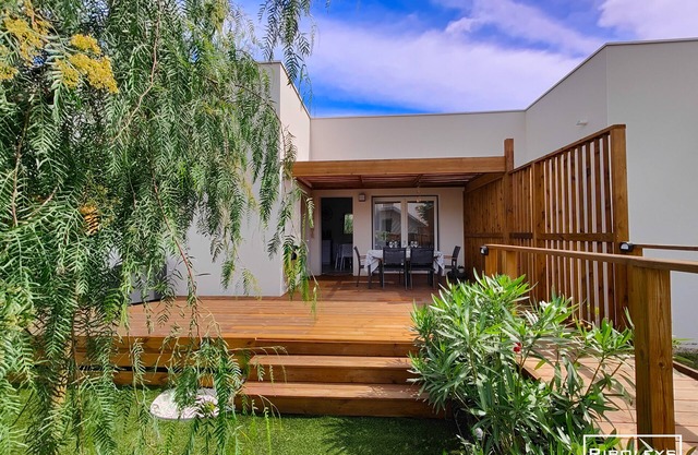 Villa T3 climatisée en résidence avec piscine