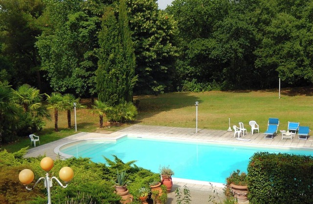 Villa 'Vittorio 4km from the Sea' with Private Pool, Wi-Fi and Air Conditioning
