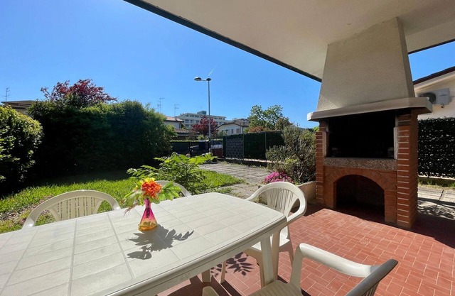 Villa with private garden