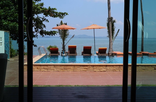 Villa With A Hot Tub