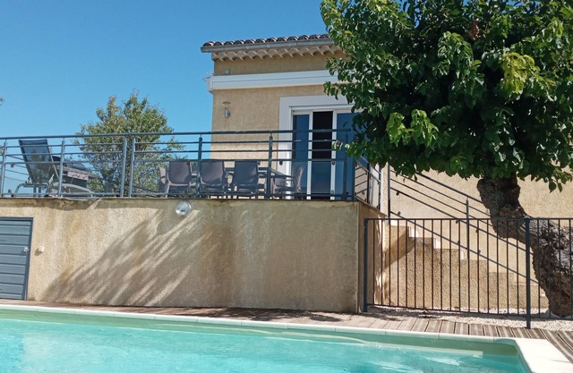 VILLA WITH HEATED SWIMMING POOL JACCUZI SAUNA