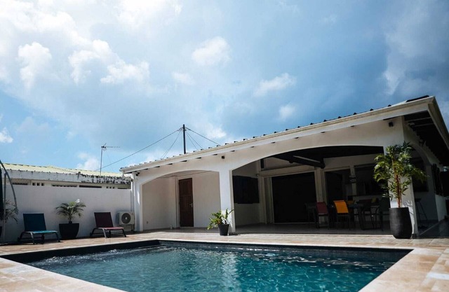 Villa with pool near the beach
