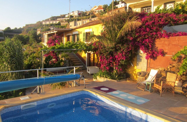 Villa with private pool, large garden and stunning sea view