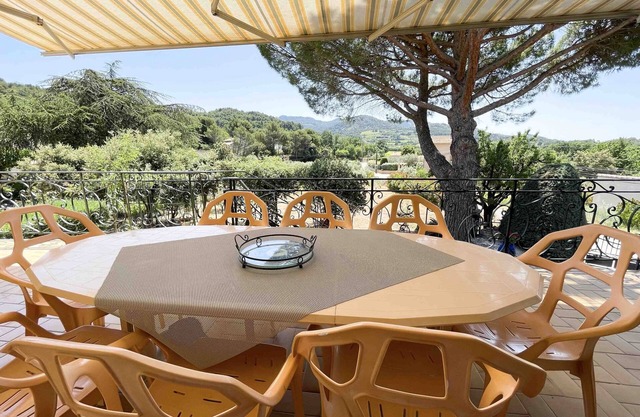 Villa with private heated pool Sablet, ideal for families and groups of friends