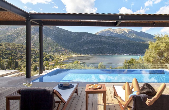 Villa with Private Pool & Seaviews ideal for families