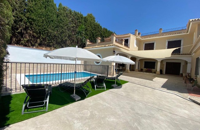 VILLA ZAMORA