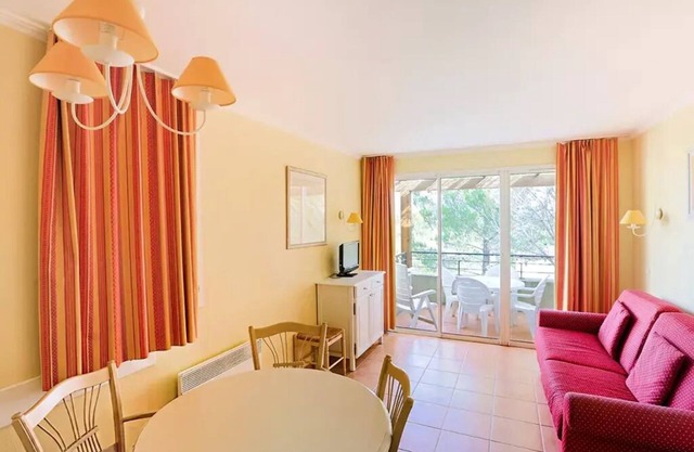 Village Pont Royal in Provence - maeva Home - 2 Room Apartment 4 People Selection