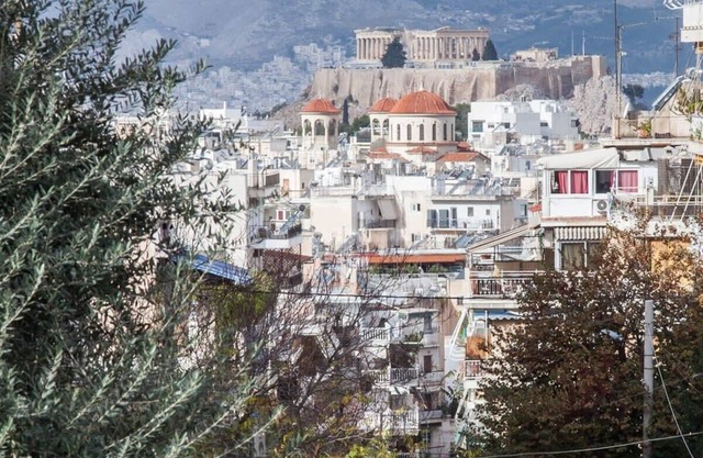 Vironas Chic Sleek Modern Studio in Athens
