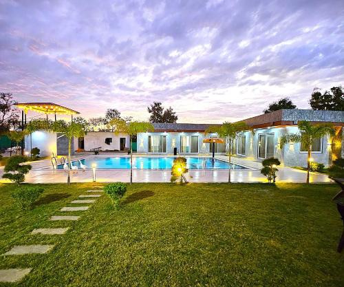 Voco Farms & Resorts