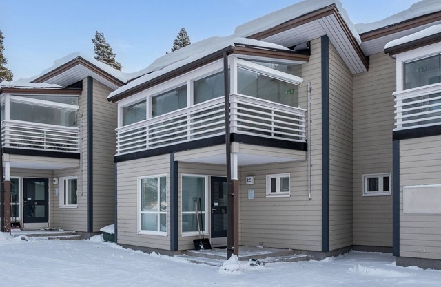 Vuokatinranta Suite 2 C by Interhome