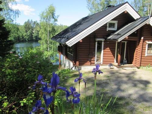 Vuorenhelmi