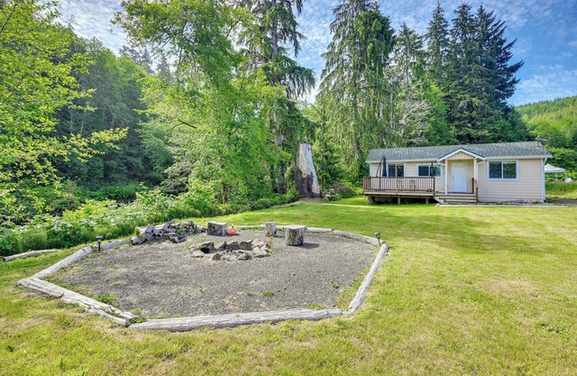 Walk to Beach: Creek-Front Sekiu Home w/Fire Pit!