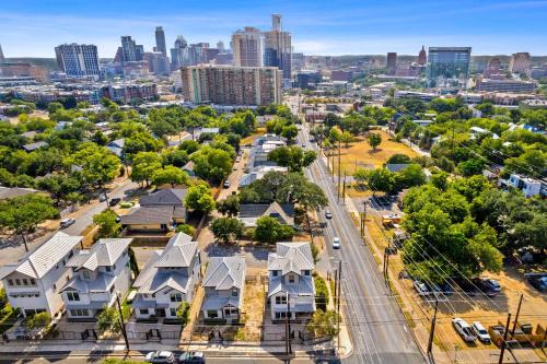 Walk to Restaurants & Entertainment on East Side