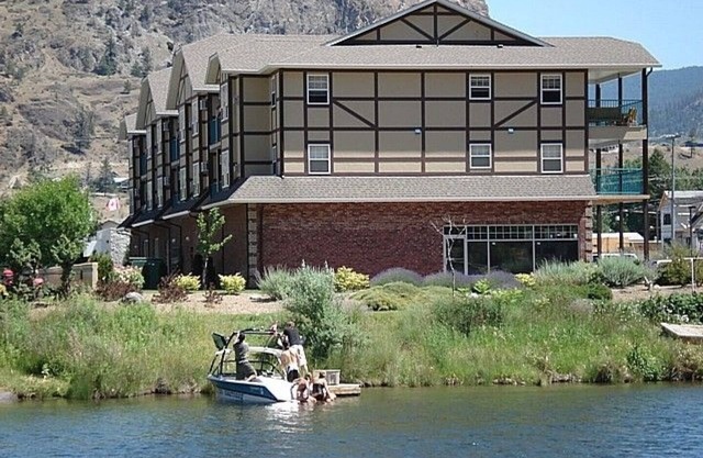 Walk to Skaha Lake Beach and Stay in a Luxury Condo.