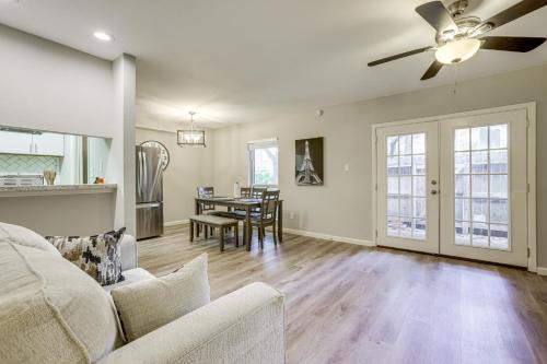 Walkable Condo in Uptown 2 Mi to Houston Galleria